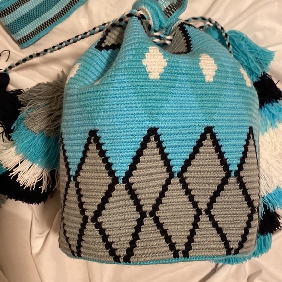 Blue & Grey Tribal Pattern Deluxe Wayuu Double Drawstring Crossbody Mochila Bag - Picture 5 of 11